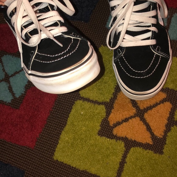 Black high top vans - Picture 2 of 3